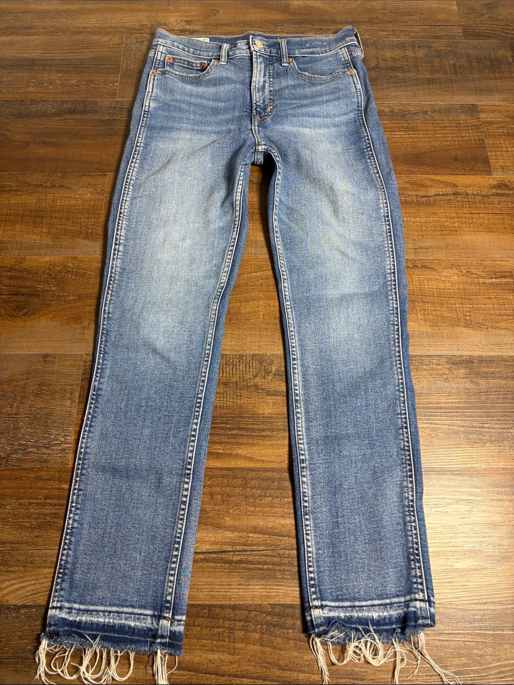 GAP Faded Blue Straight-Leg Jeans with Raw Hem